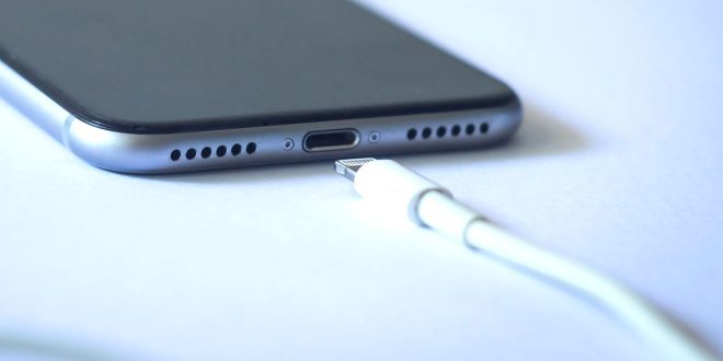 Kabel Pengisian iPhone Terbaik 2022